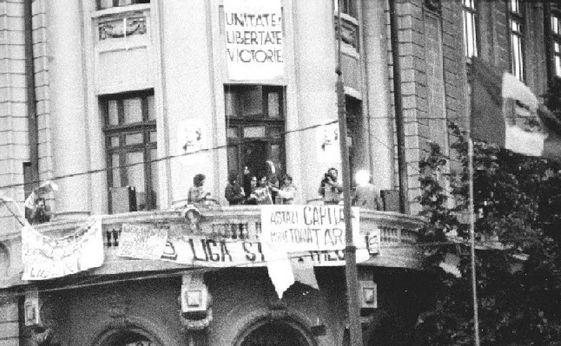 manifestatia din 1990 din piata universitatii